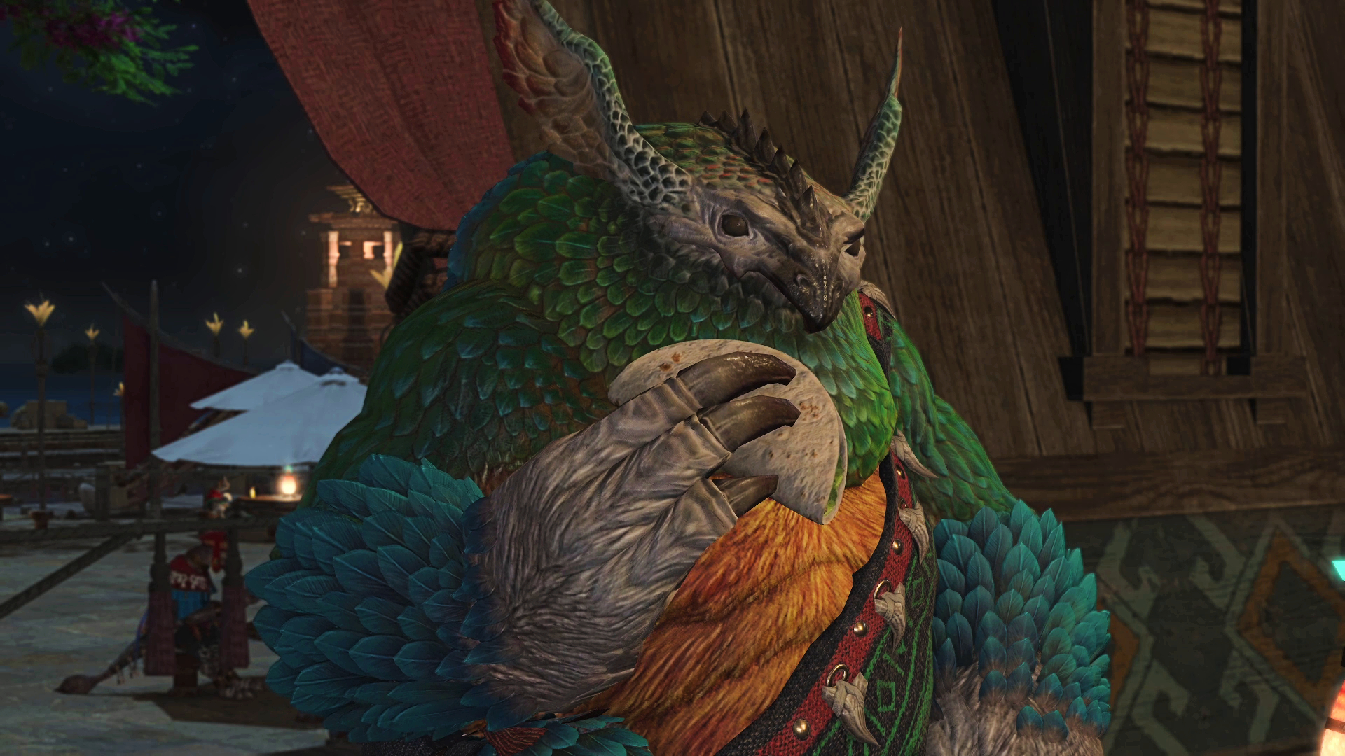 by5hqrhcuyqumprqhzvswe A Vanu Vanu munches on a soft taco