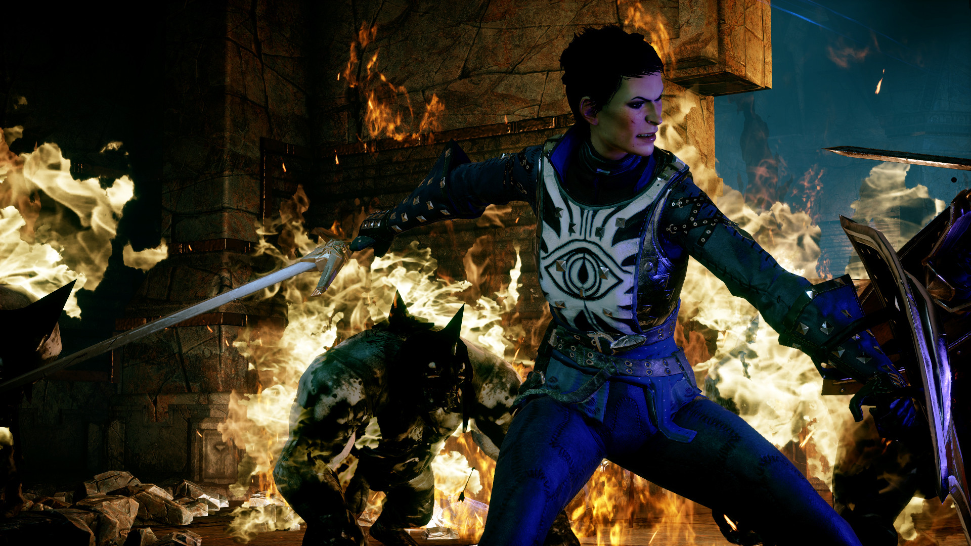 A player fighting an enemy in fire during one of the best games like Skyrim, Dragon Age: Inquisition.