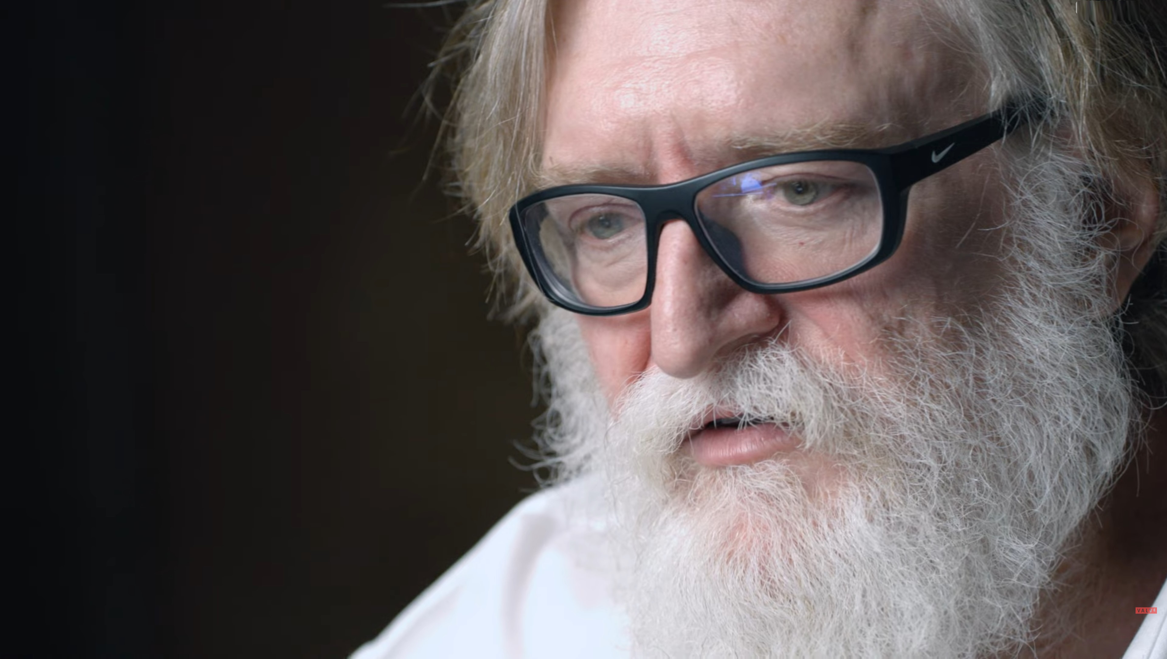 txnerosz4r4ieght5htngk-1 Gabe Newell in Half-Life 25th Anniversary documentary video