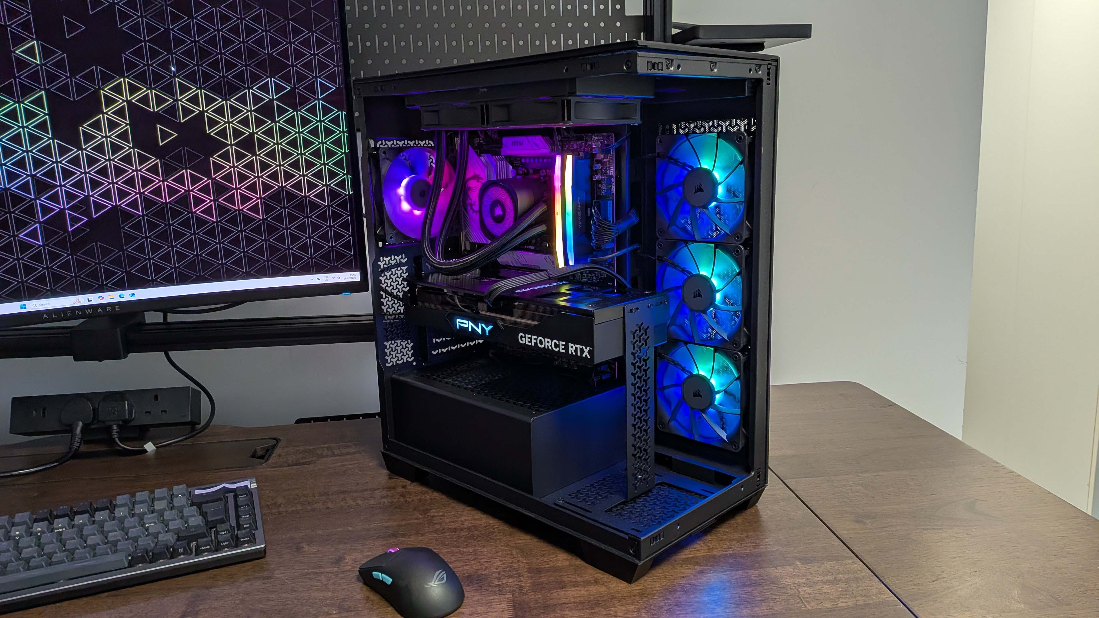 Corsair Vengeance a7500 gaming PC